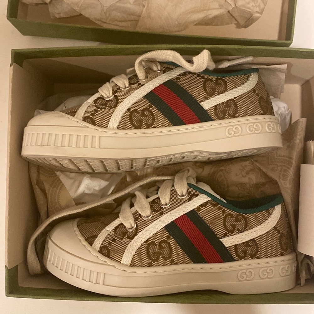 Toddler 7c authentic Gucci shoes
